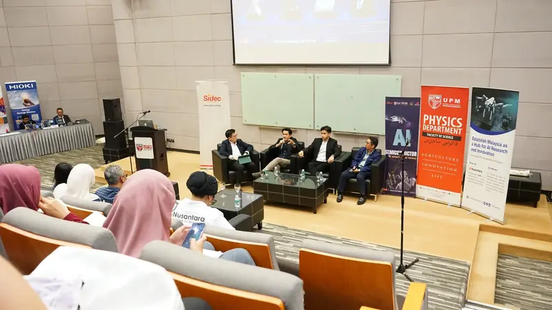 Fathy Rashad at AI Semiconductor Forum: Shaping Your Future - photo 8