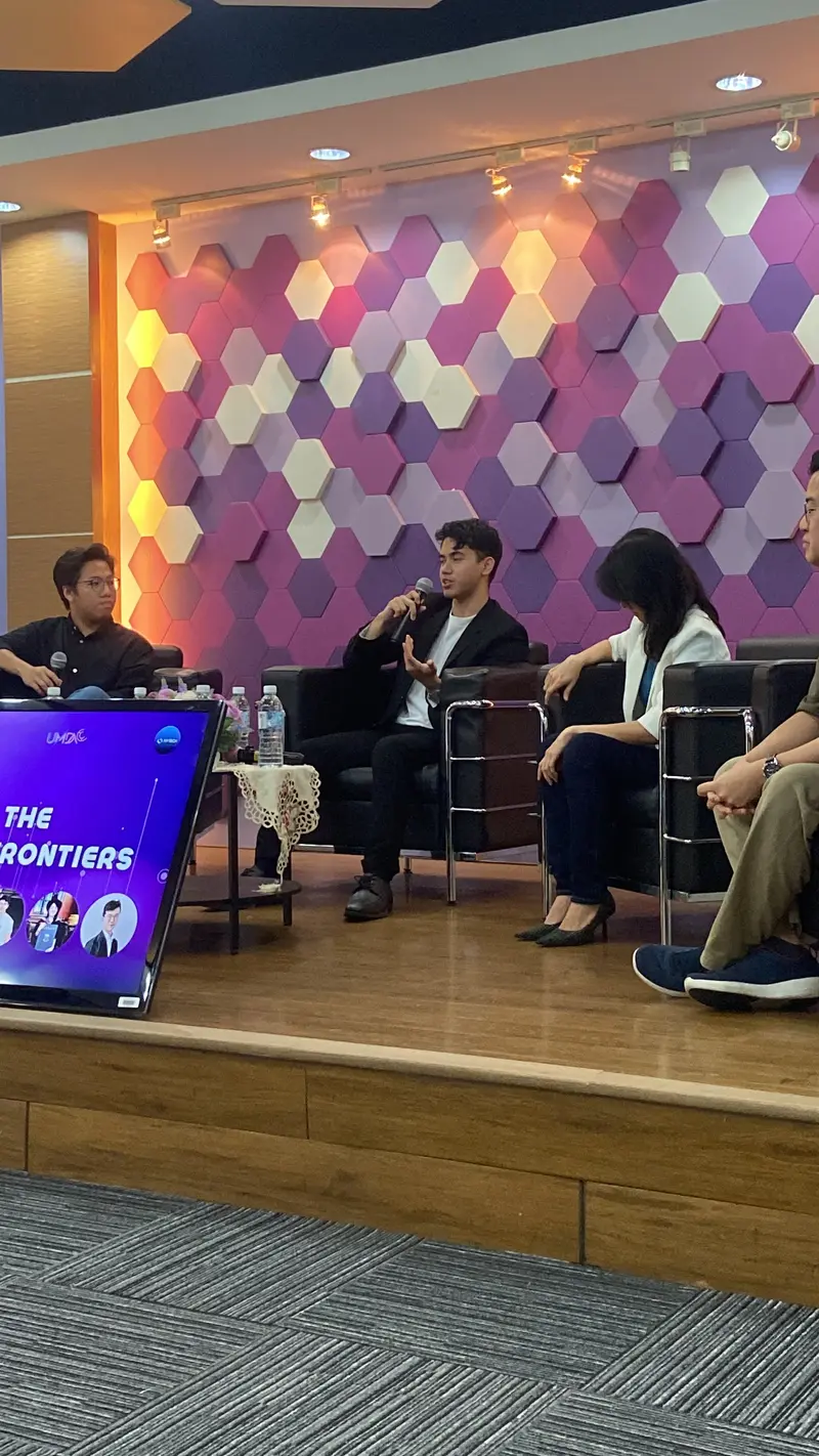 Fathy Rashad at Stories from Data Science Frontier - photo 1